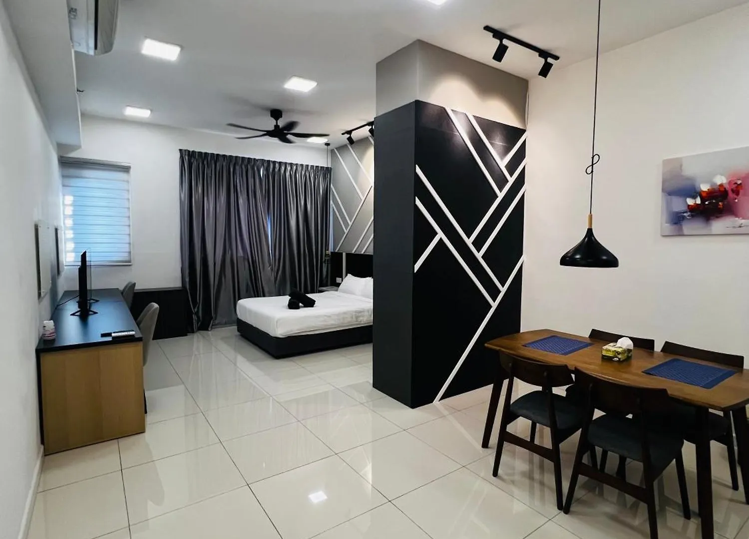 The Luxe Stay Chamber Kl Kuala Lumpur